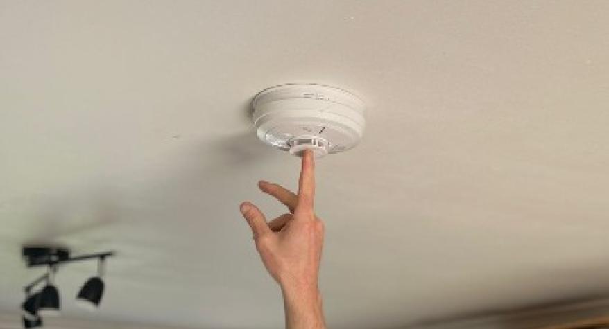Why is my smoke alarm beeping? Advice from your Bristol electrician