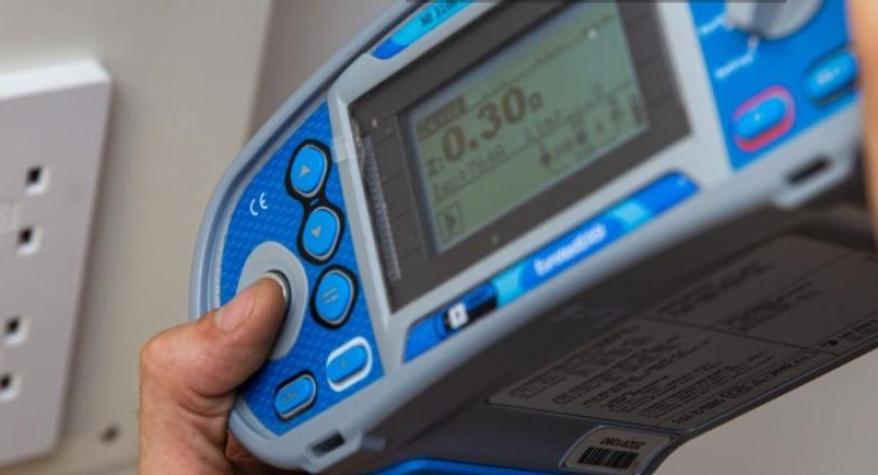 Signs you need an emergency electrician Bristol